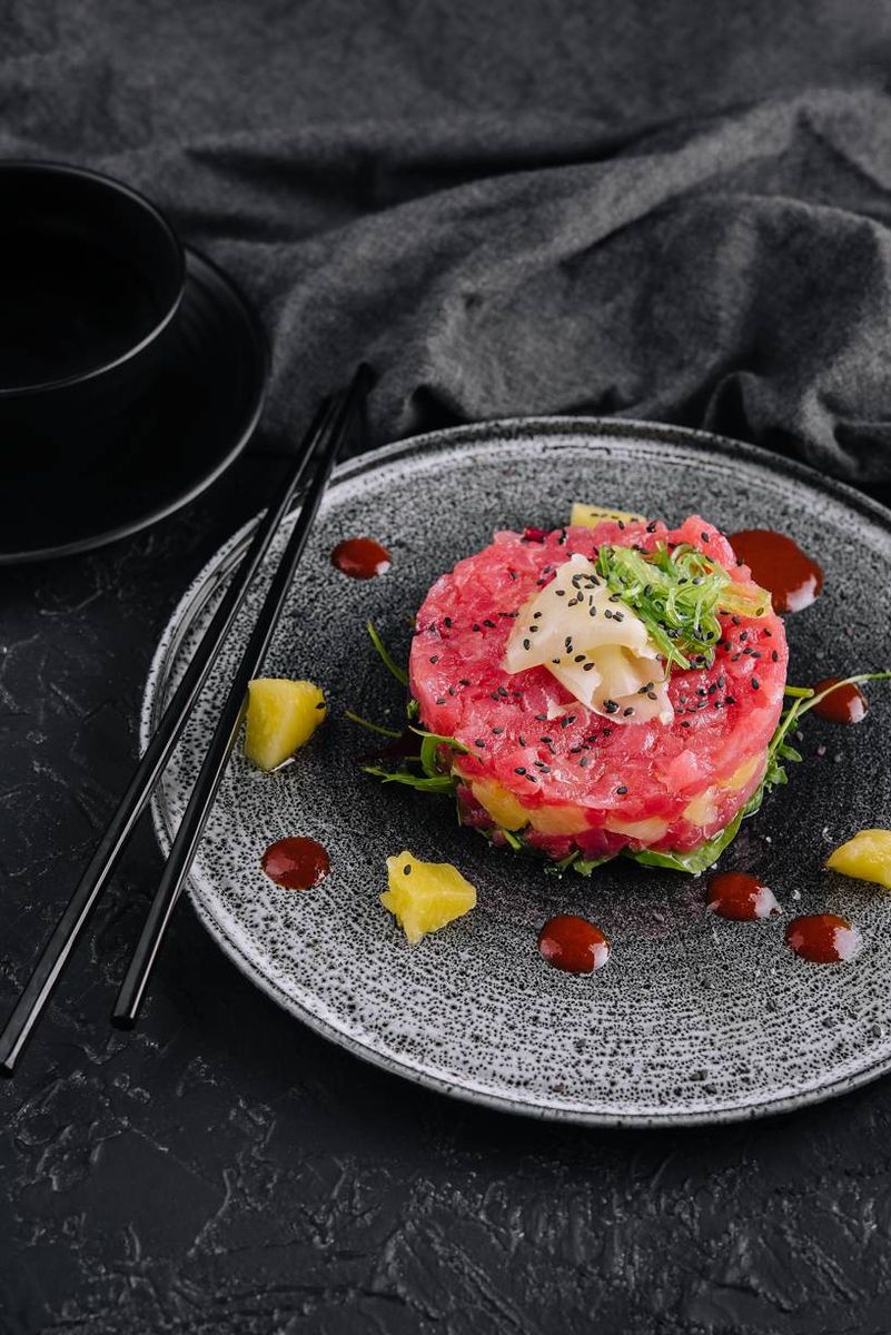 Tuna Tar-Tar with Pineapple